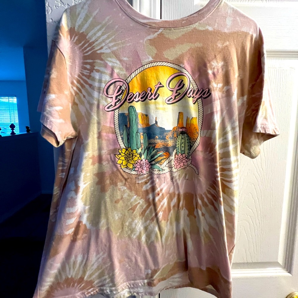Gold Crush Desert Days Festival Shirt